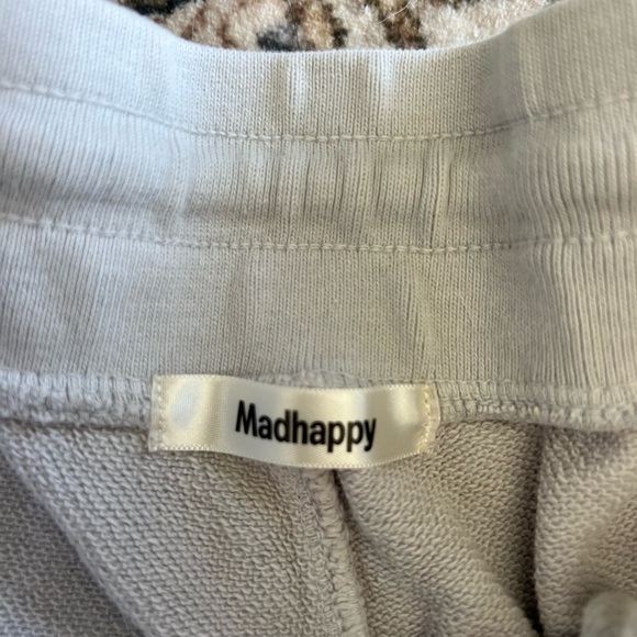 Madhappy Light Gray Shorts - Picture 4 of 6